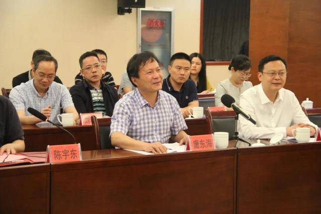 天津港张丽丽的励志之路，最新消息照亮变化之路。