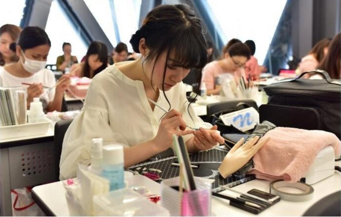 关注国内新冠最新确诊病例，共同了解疫情动态