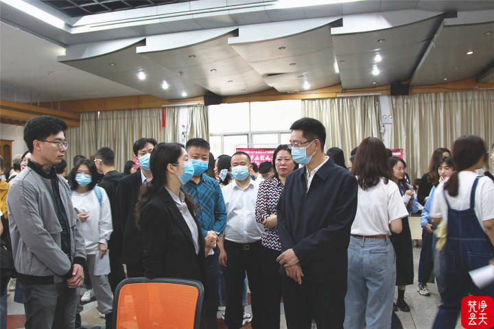 白银最新招聘信息，城市友情与梦想启航之旅