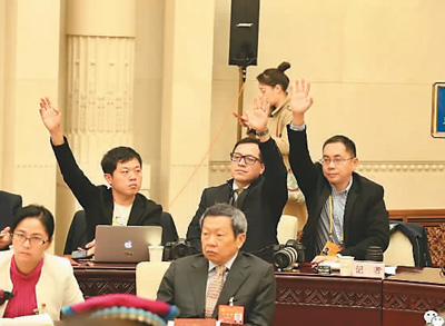 特朗普最新记者提问，变化中的学习力量与自信的展现